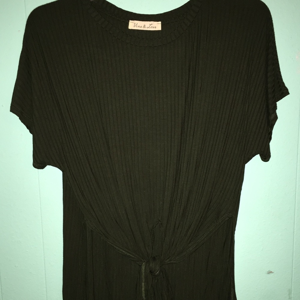 Hunter green top